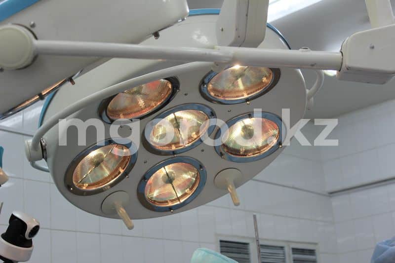 Драка в районном акимате ЗКО: пострадавший 10 дней находится в реанимации