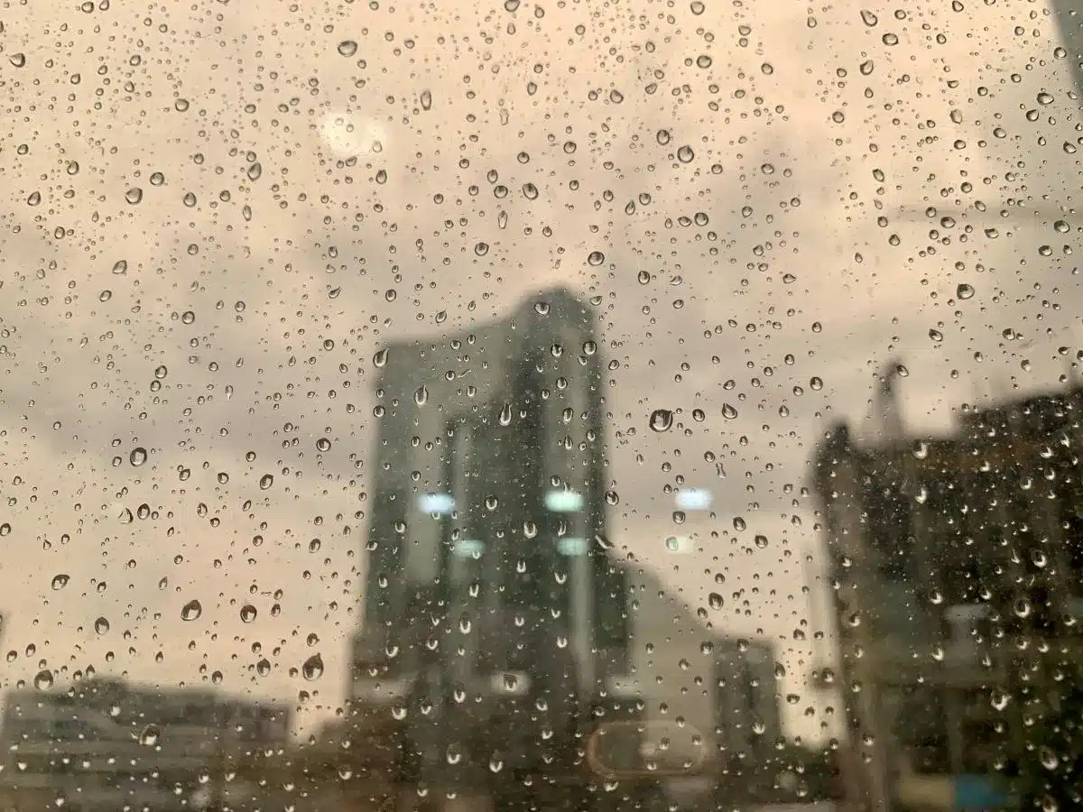 Дождь и ветер ожидаются на западе Казахстана 19 мая