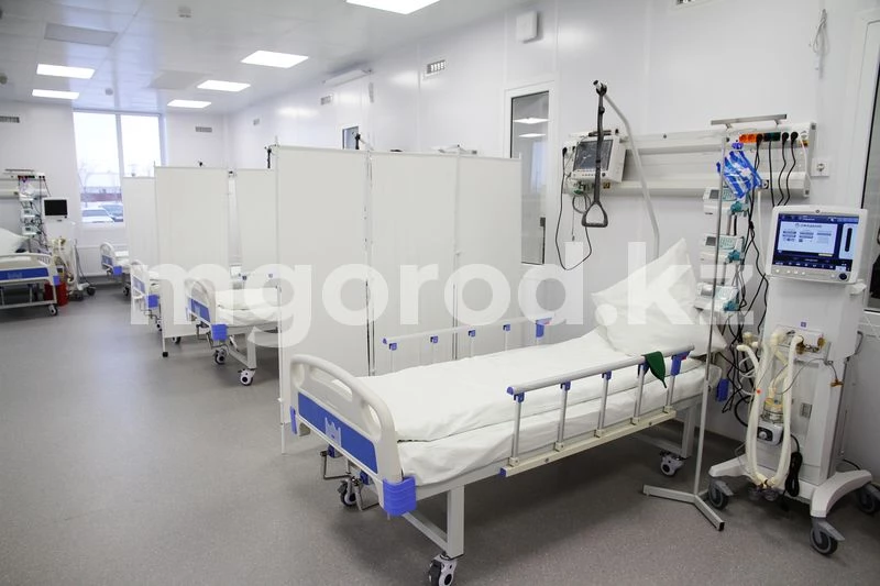 Заражение ВИЧ в больнице Алматы: главврач уволен