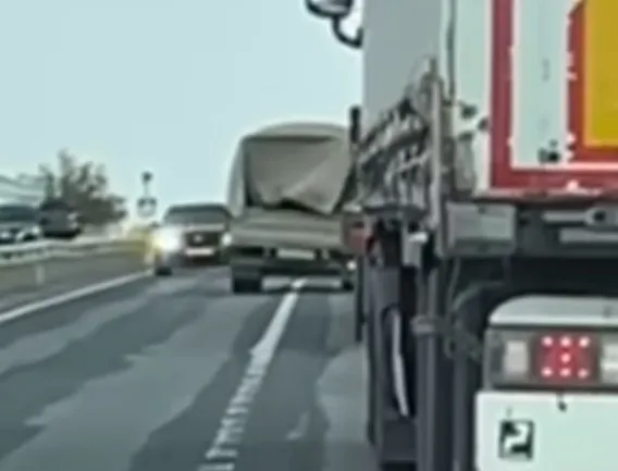 За видео с нарушениями ПДД казахстанцев предложили награждать процентом от штрафа