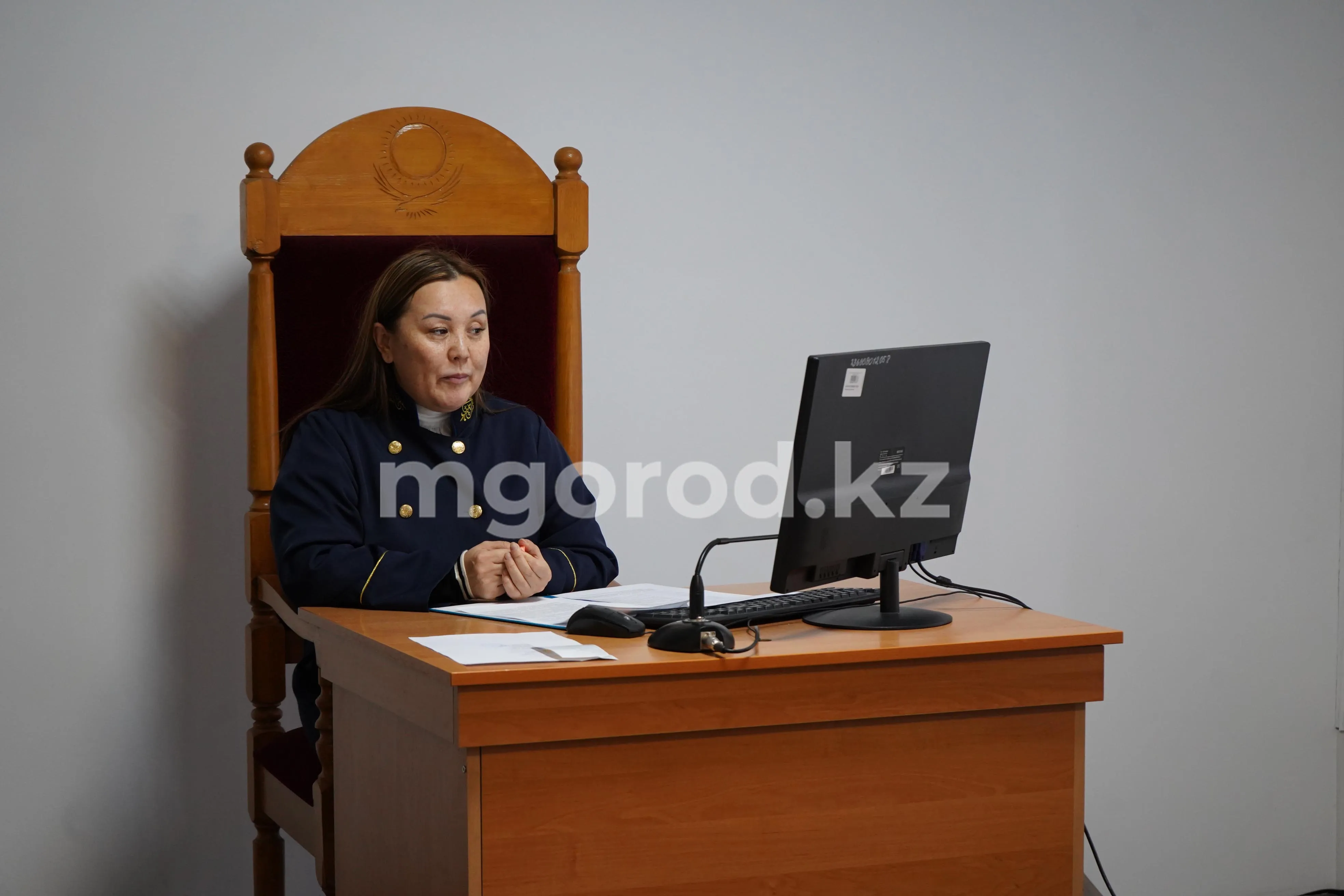 Выпускник интерната судится за место в очереди на жильё в ЗКО