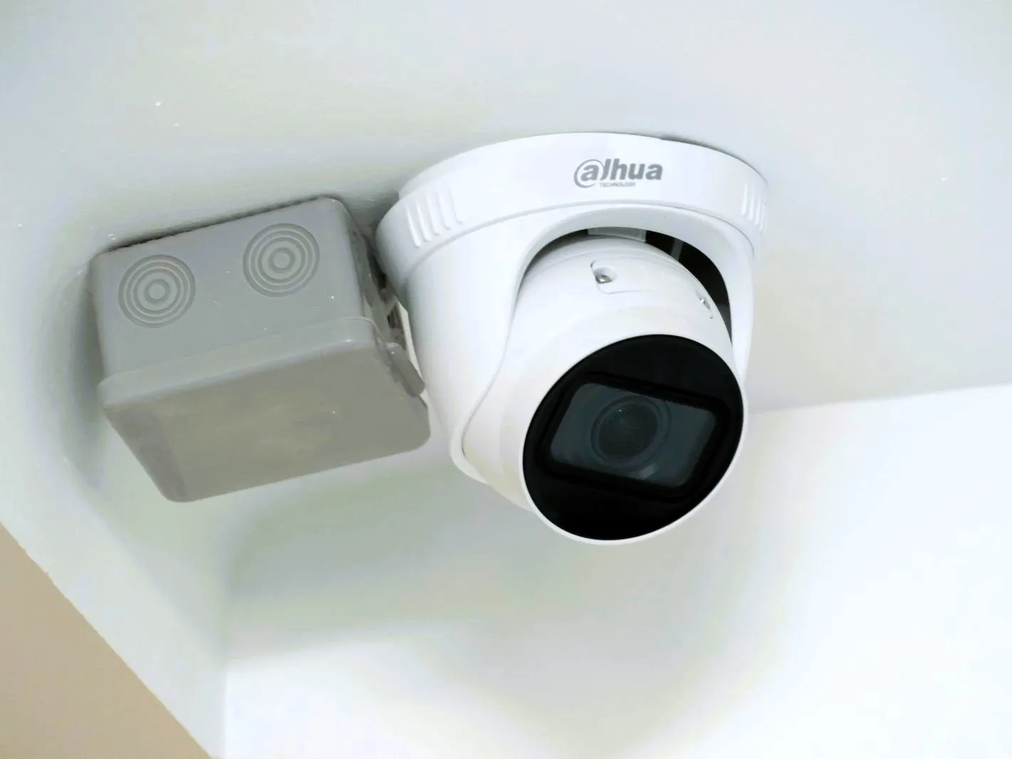 Видеокамеры в школьных столовых установили в Алматы