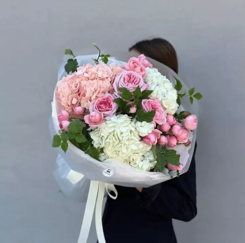 Выбираем самые трендовые цветы ко Дню рождения