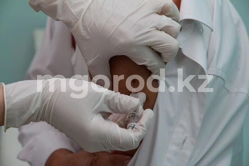 Полмиллиона доз вакцины против кори прибыло в Казахстан
