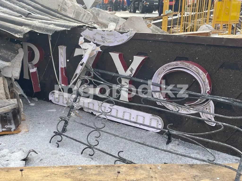 В ЗКО похоронили студентку, погибшую при взрыве кафе в Уральске