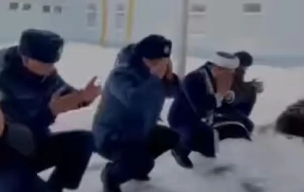 Поминальную молитву прочитали в память о погибших в авариях в ЗКО