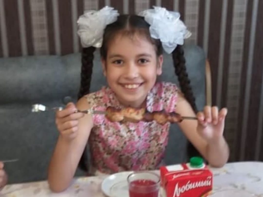 Обрили голову и задушили: в убийстве 14-летней девочки подозревают мать и отчима