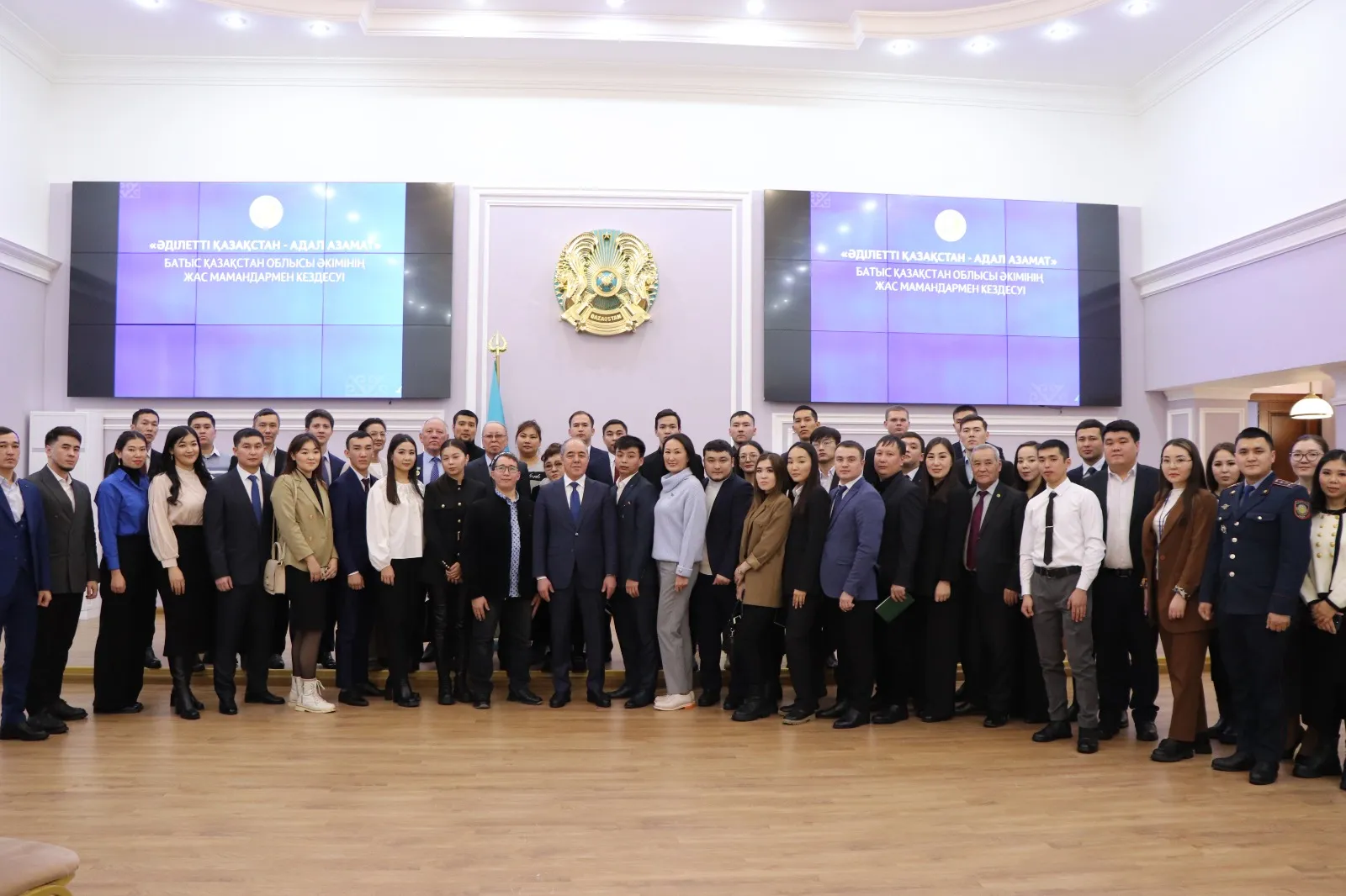 Молодых уральцев хотят переселить в села