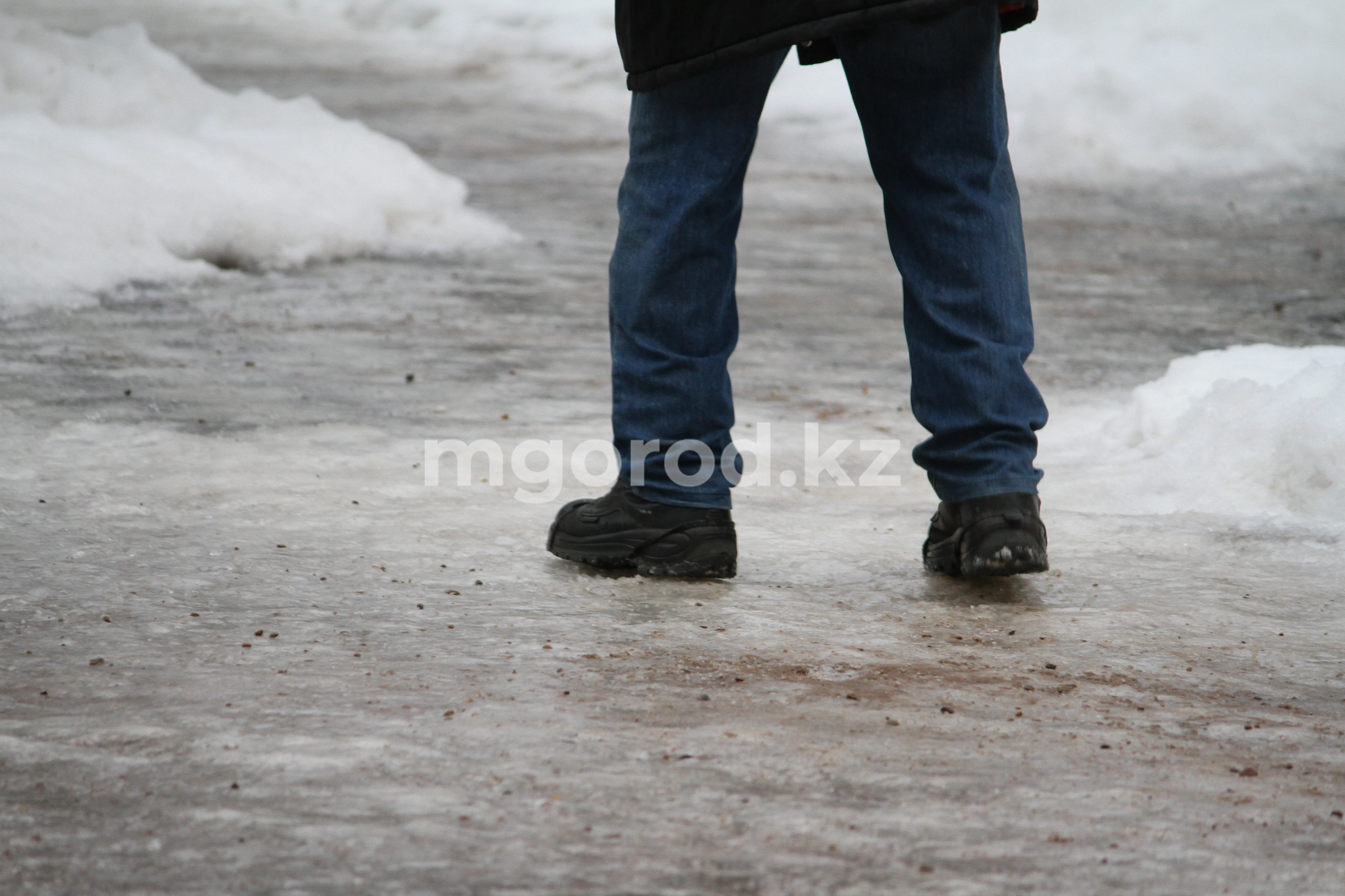 Хватает детей и тащит: уральцы пожаловались на психически больного мужчину