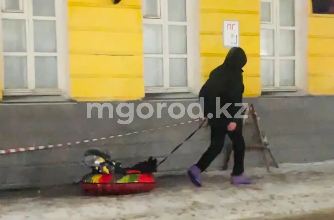 Учащихся второй смены перевели на дистанционку в Уральске