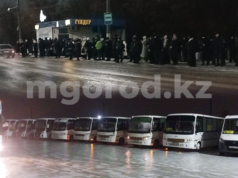 Автобусы возобновили свою работу в Уральске