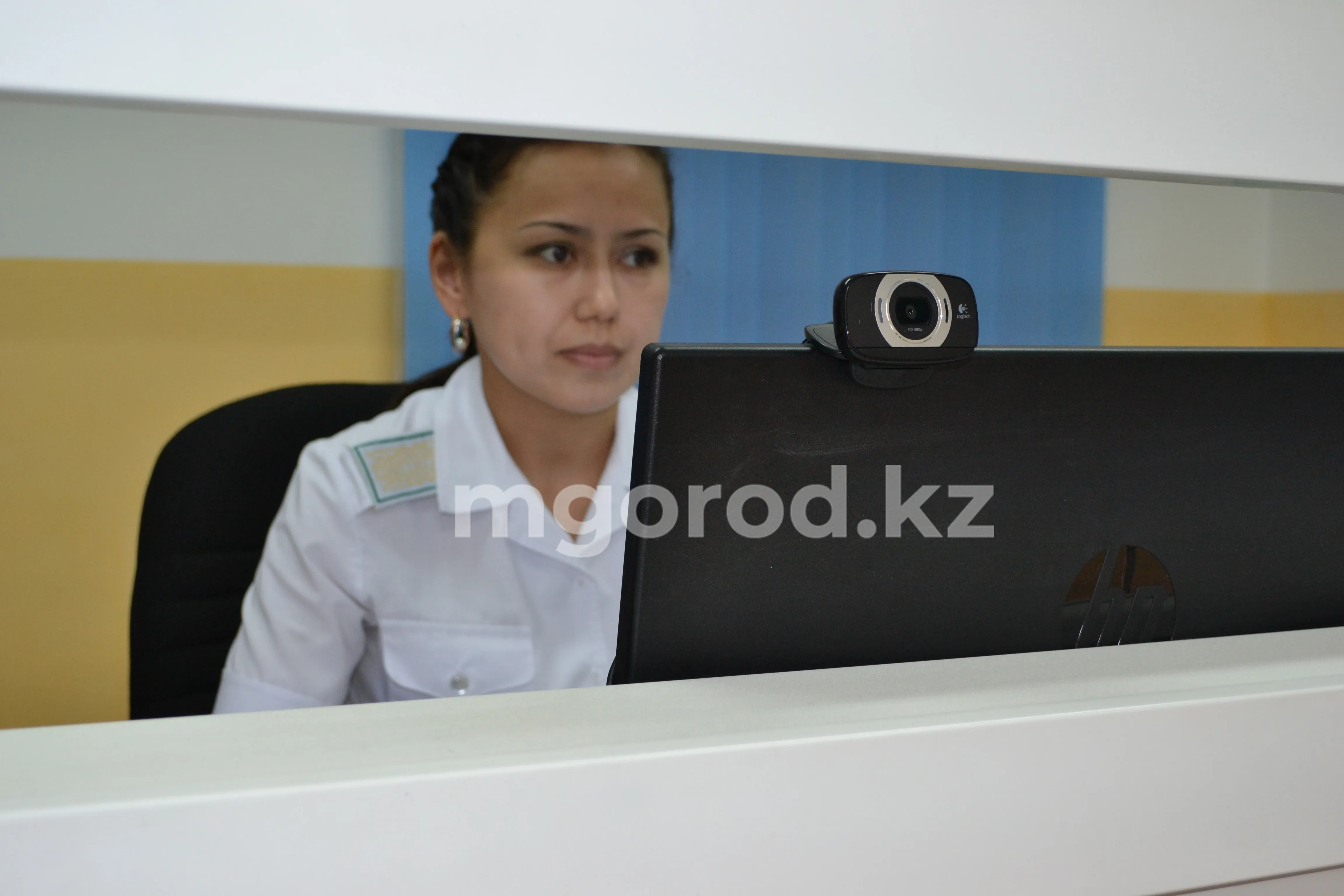 Педофилам, экстремистам и террористам запретят въезд в Казахстан