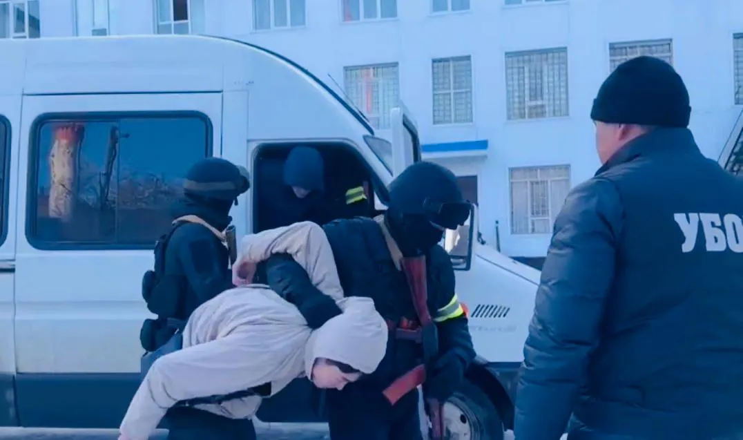 Полицейские Уральска ищут пострадавших от студентов-вымогателей