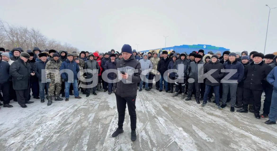 Снизить утильсбор иностранных машин до 200 тысяч тенге требуют автовладельцы в ЗКО