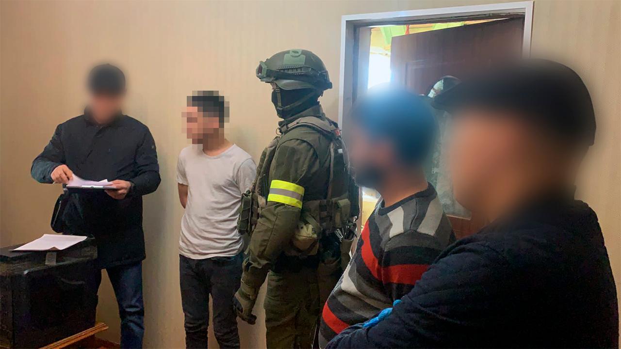 Хакера осудили за слив данных казахстанцев