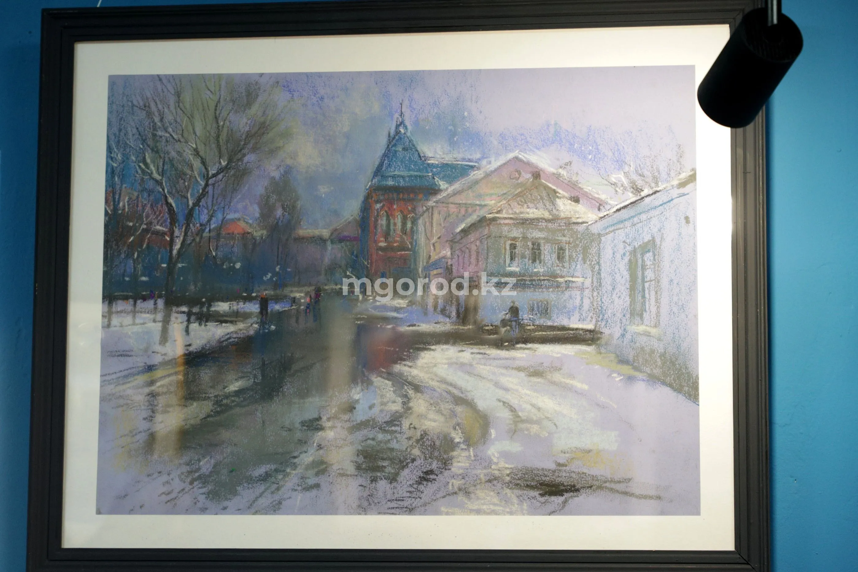 Выставка художника Александра Радзевилова проходит в Уральске