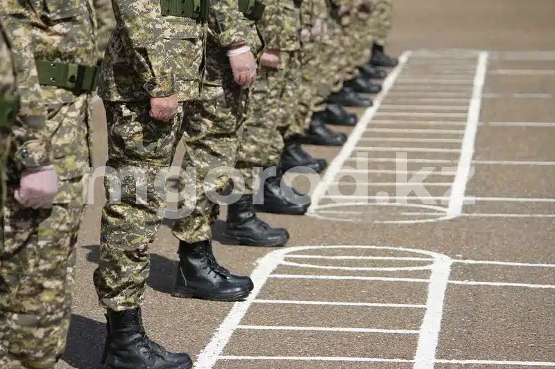 Более 20 тысяч казахстанцев призовут в армию этой весной