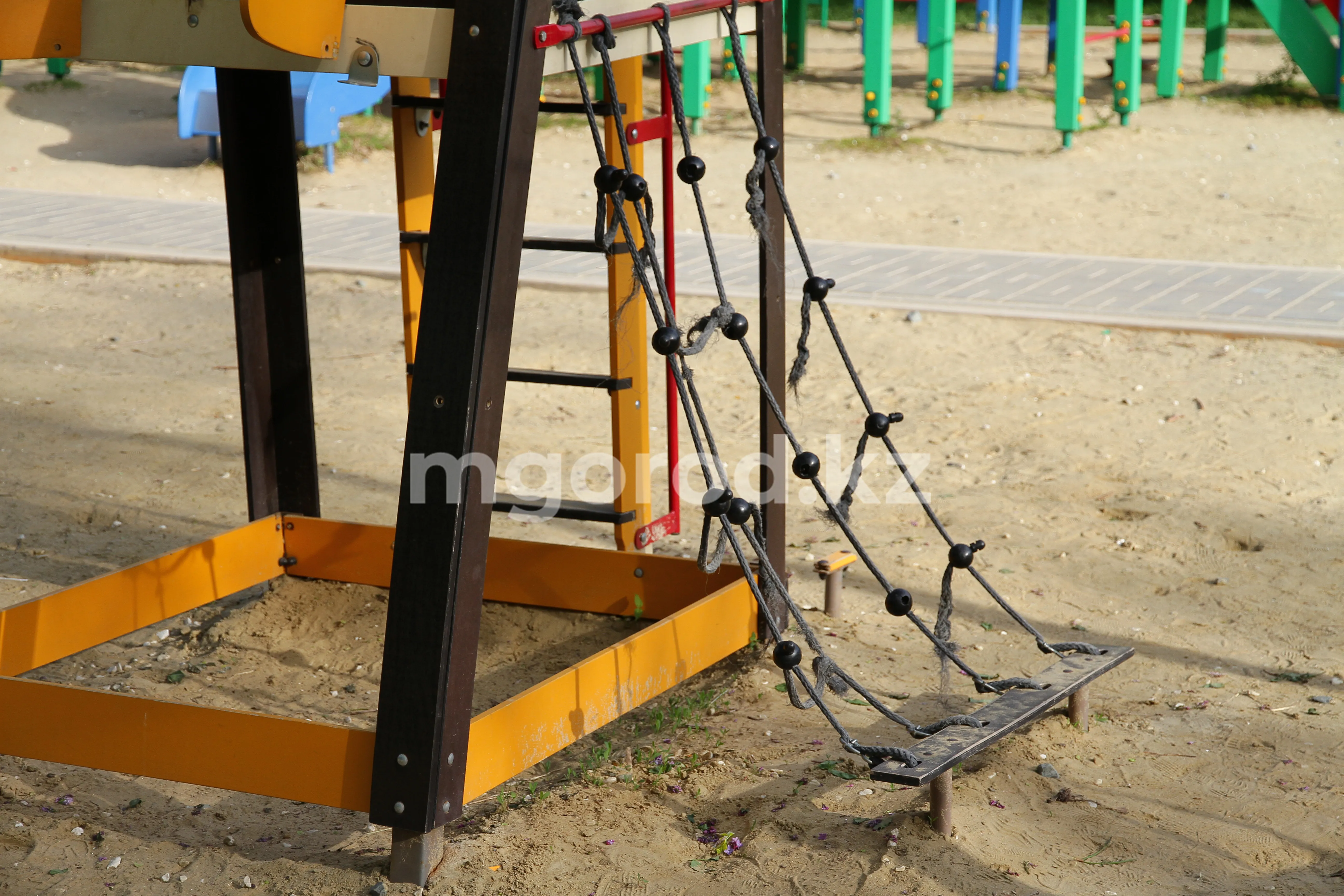 1,4 млрд тенге выделено на благоустройство дворов в Уральске