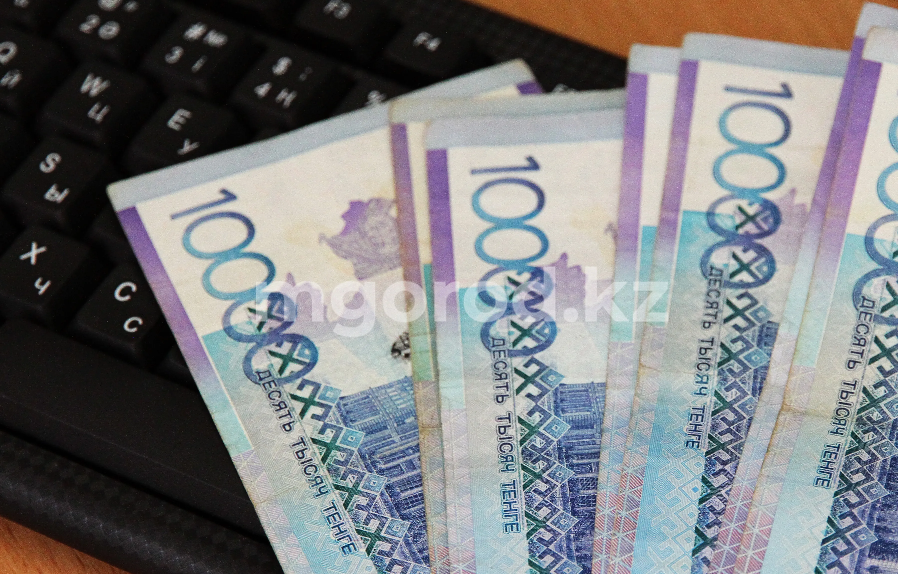 Судоисполнители ЗКО не торопятся взыскивать алименты