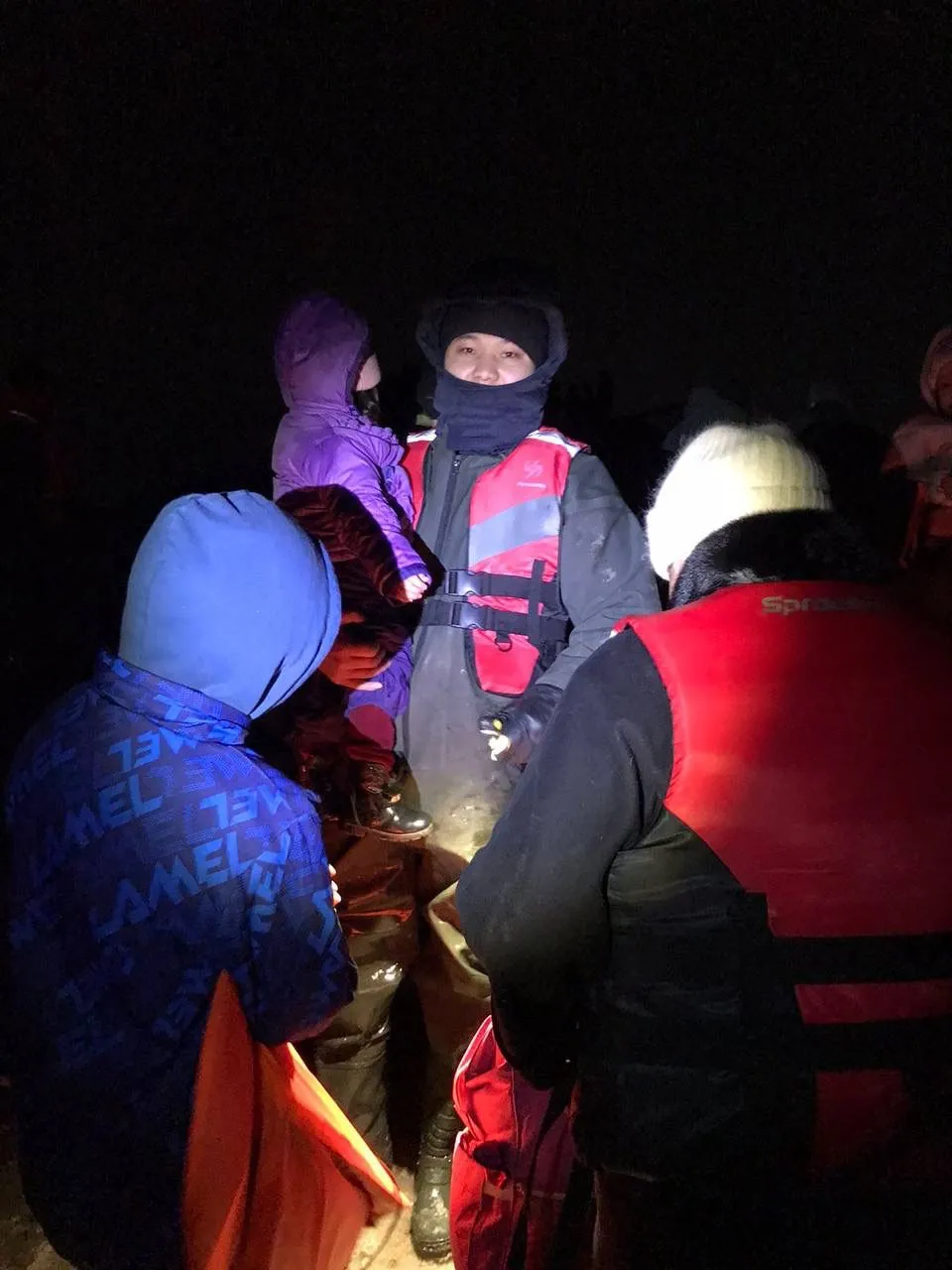 В Актобе из-за паводка ввели режим ЧС