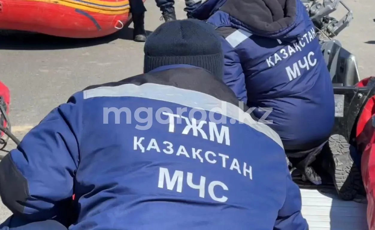 Спасателя ранили ножом во время противопаводковых работ в ЗКО