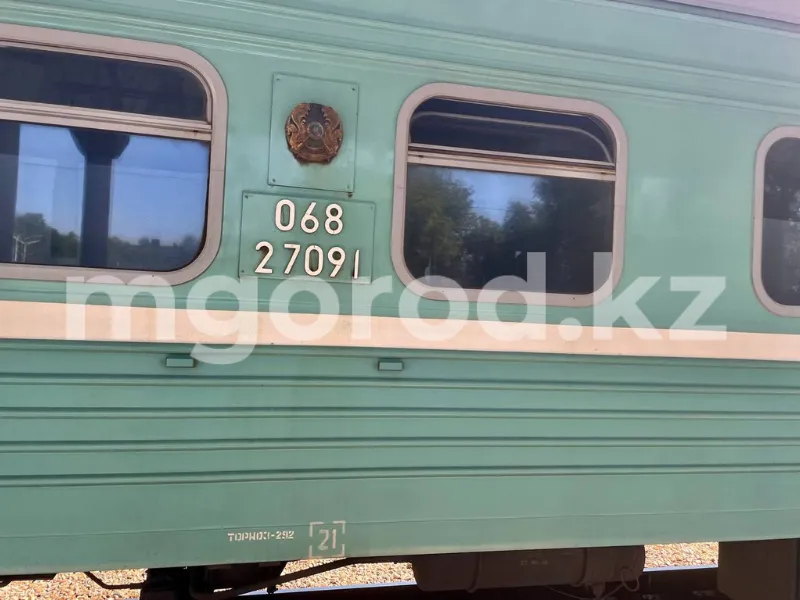 Тюремный срок получил житель Атырау за дебош в поезде