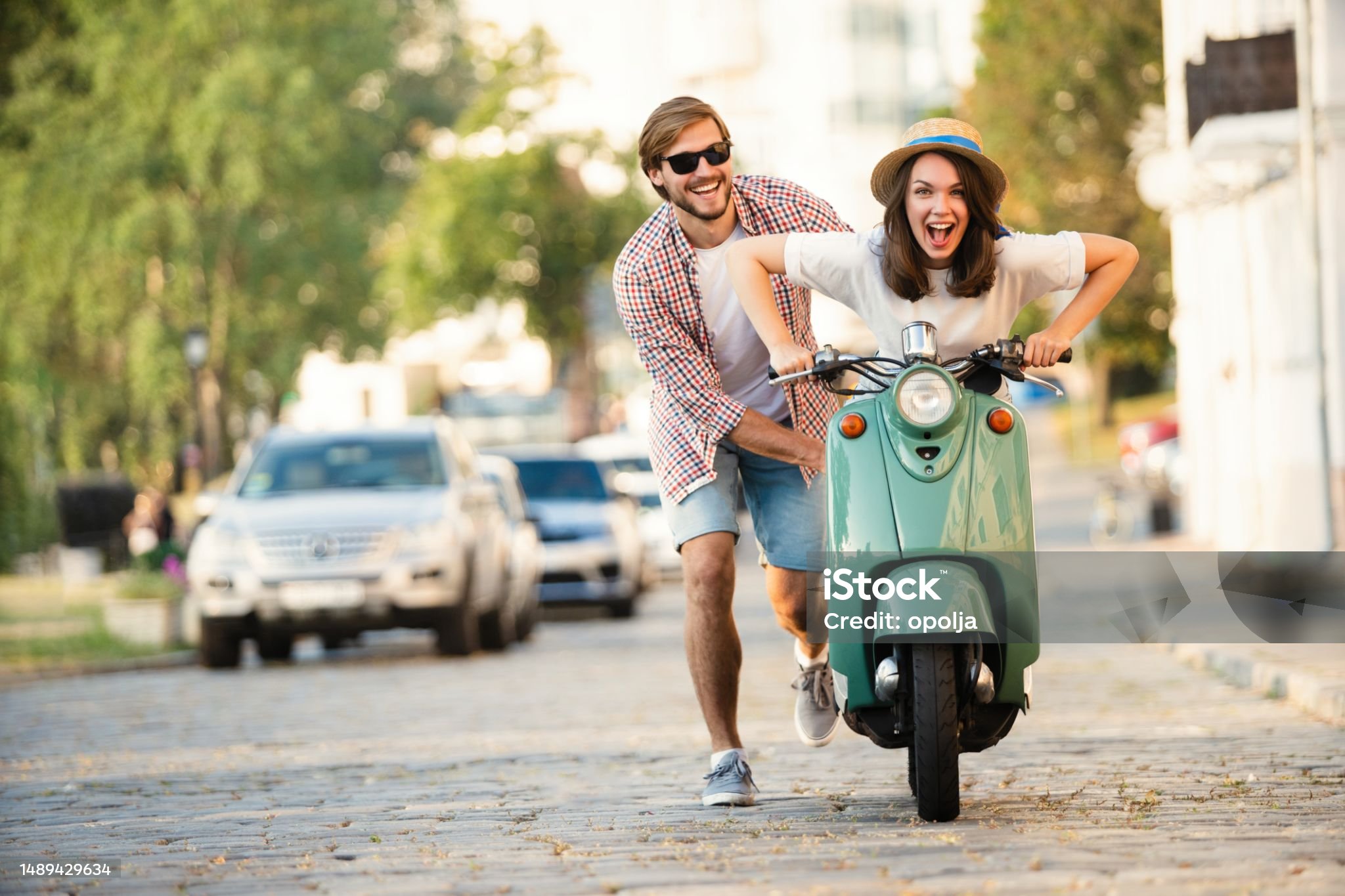 Водителей мопедов приравнивают к полноправным участникам дорожного движения