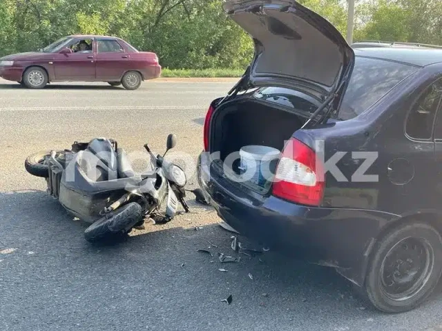 Пять человек погибли в авариях с мопедами в Атырау
