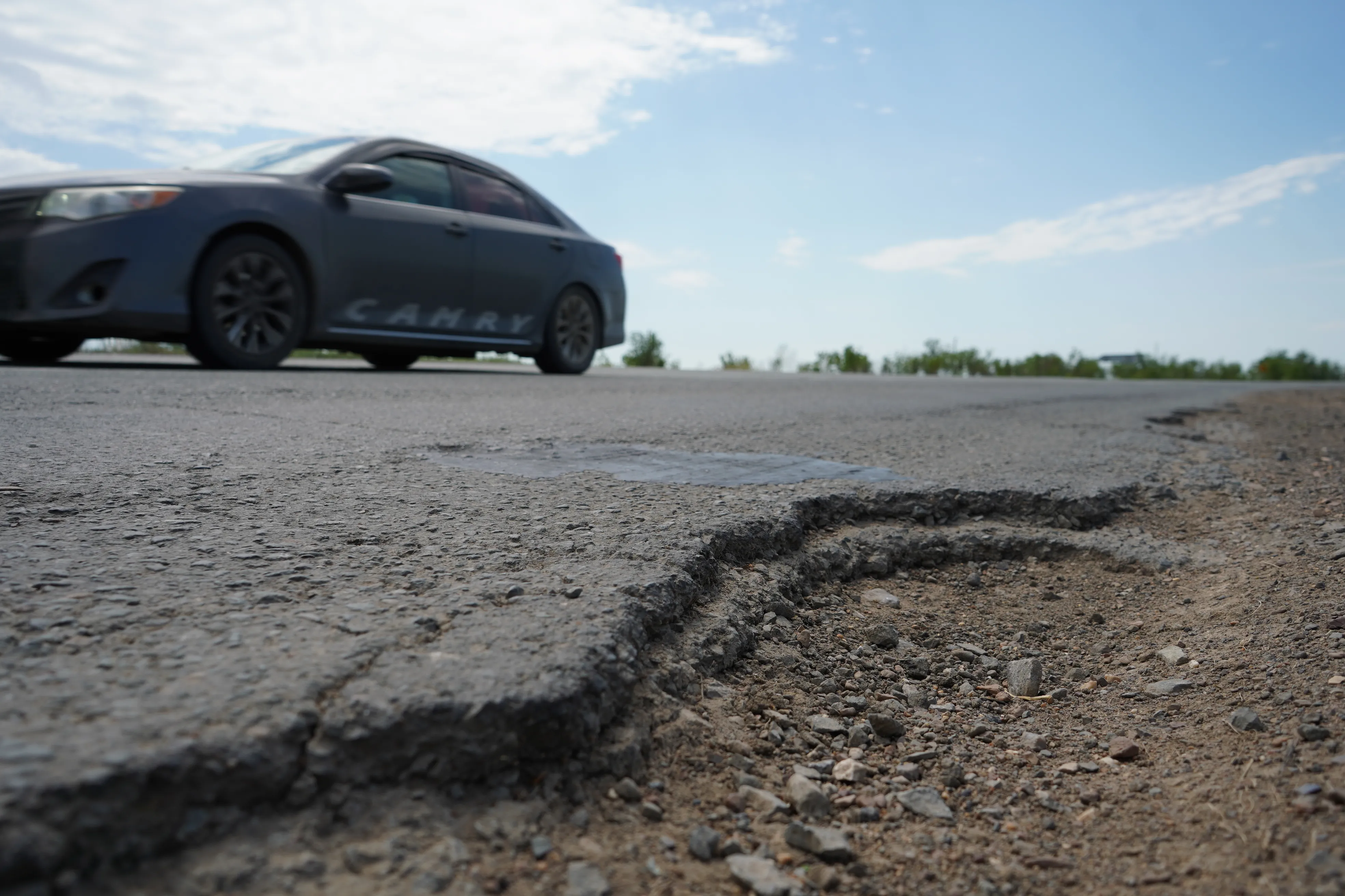 Худшие дороги в Западном Казахстане: трассу Уральск-Атырау обещают реконструировать