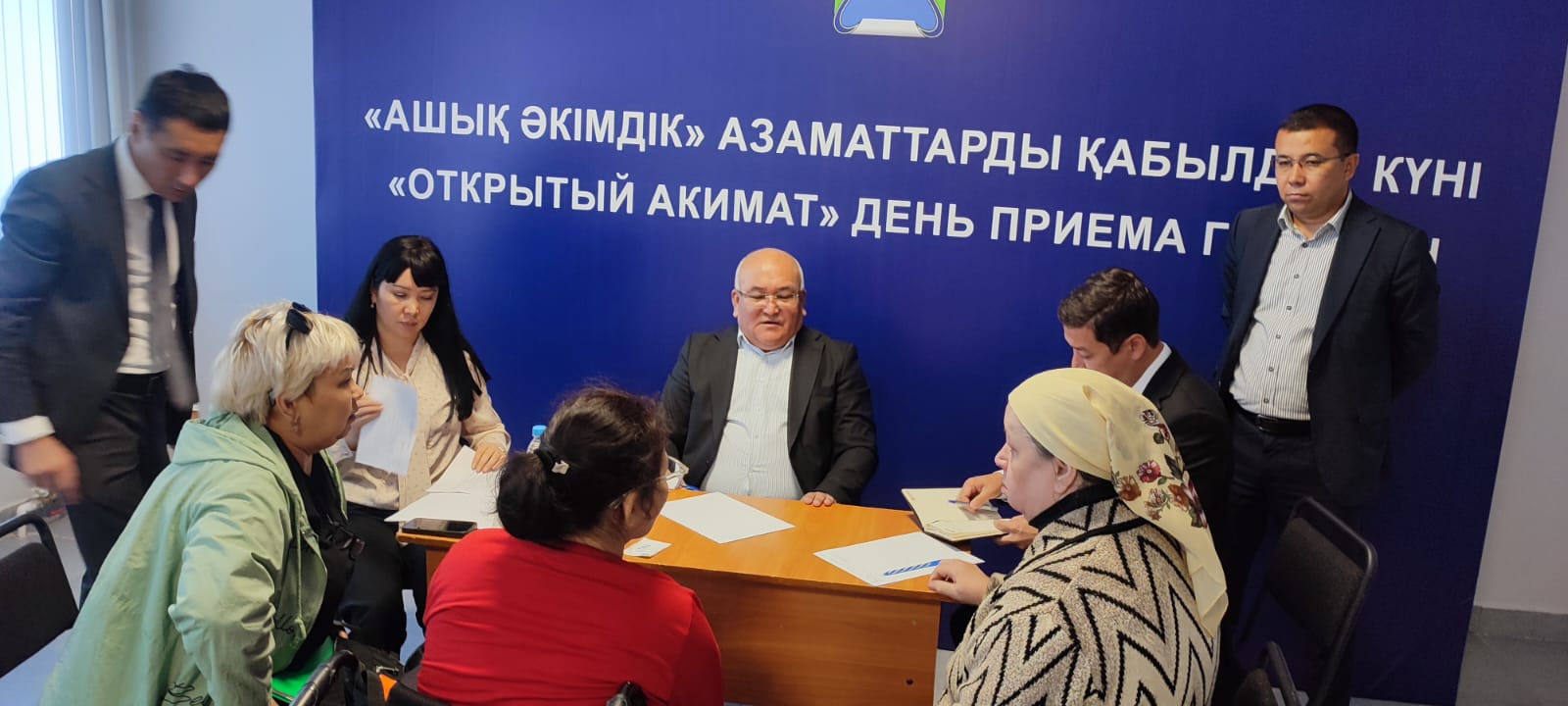 Более 280 уральцев пришли на приём в акимат