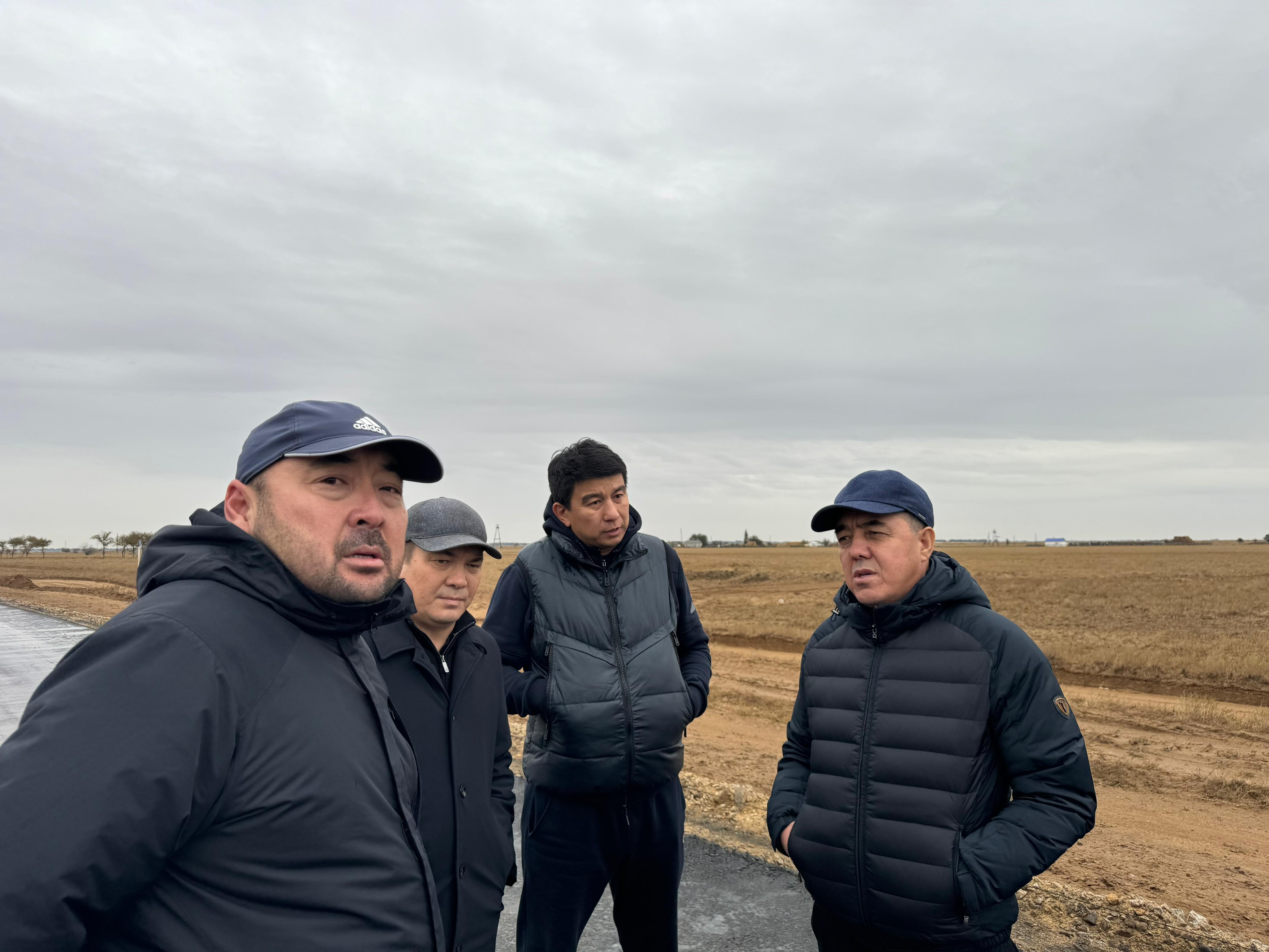 Аким ЗКО поручил качественно провести ремонт сельских дорог