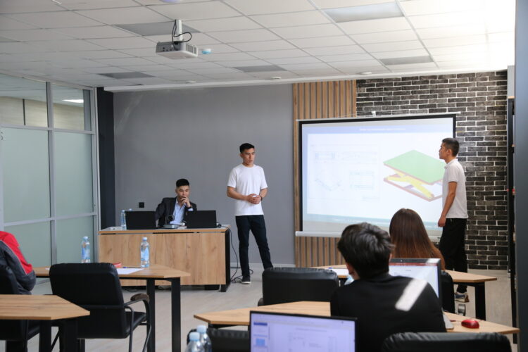 Студенты КазНИТУ им. К. И. Сатпаева успешно защитили свои дипломные проекты, посвященные модернизации и оптимизации производственных процессов на автомобильном заводе Allur