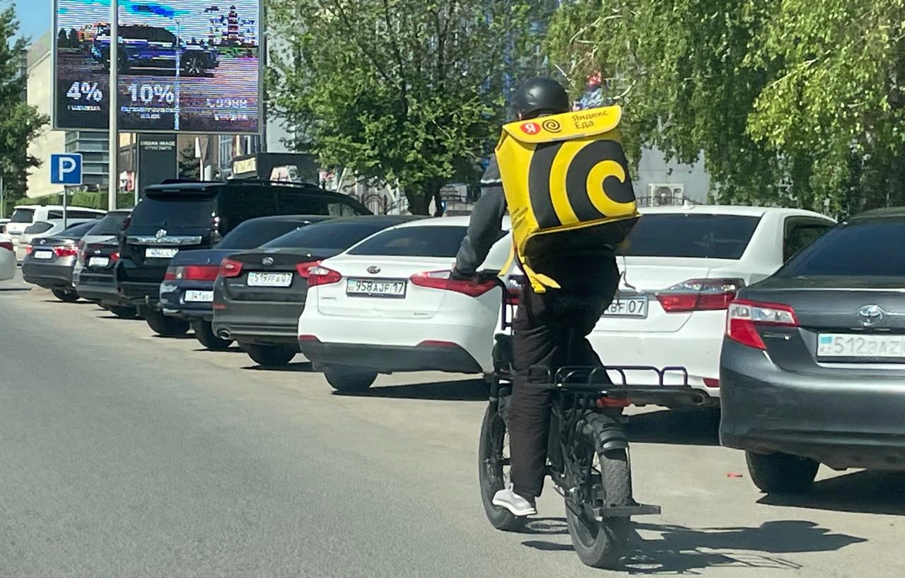 Қазақстанда 5400 жасөспірім жазғы мезгілде ресми жұмыс істеген