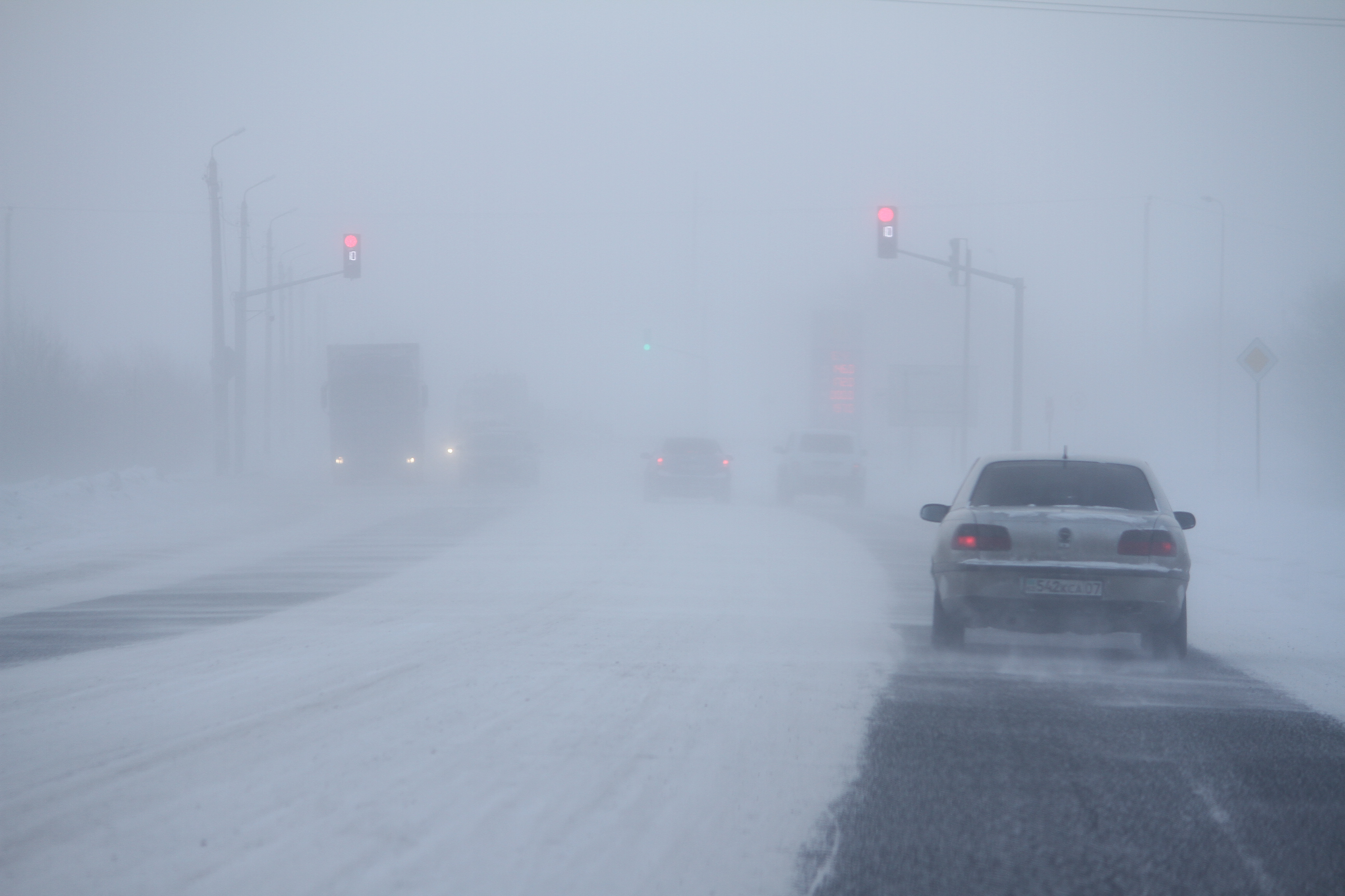 Туман и низовая метель: какая погода ожидается на западе Казахстана 6 февраля