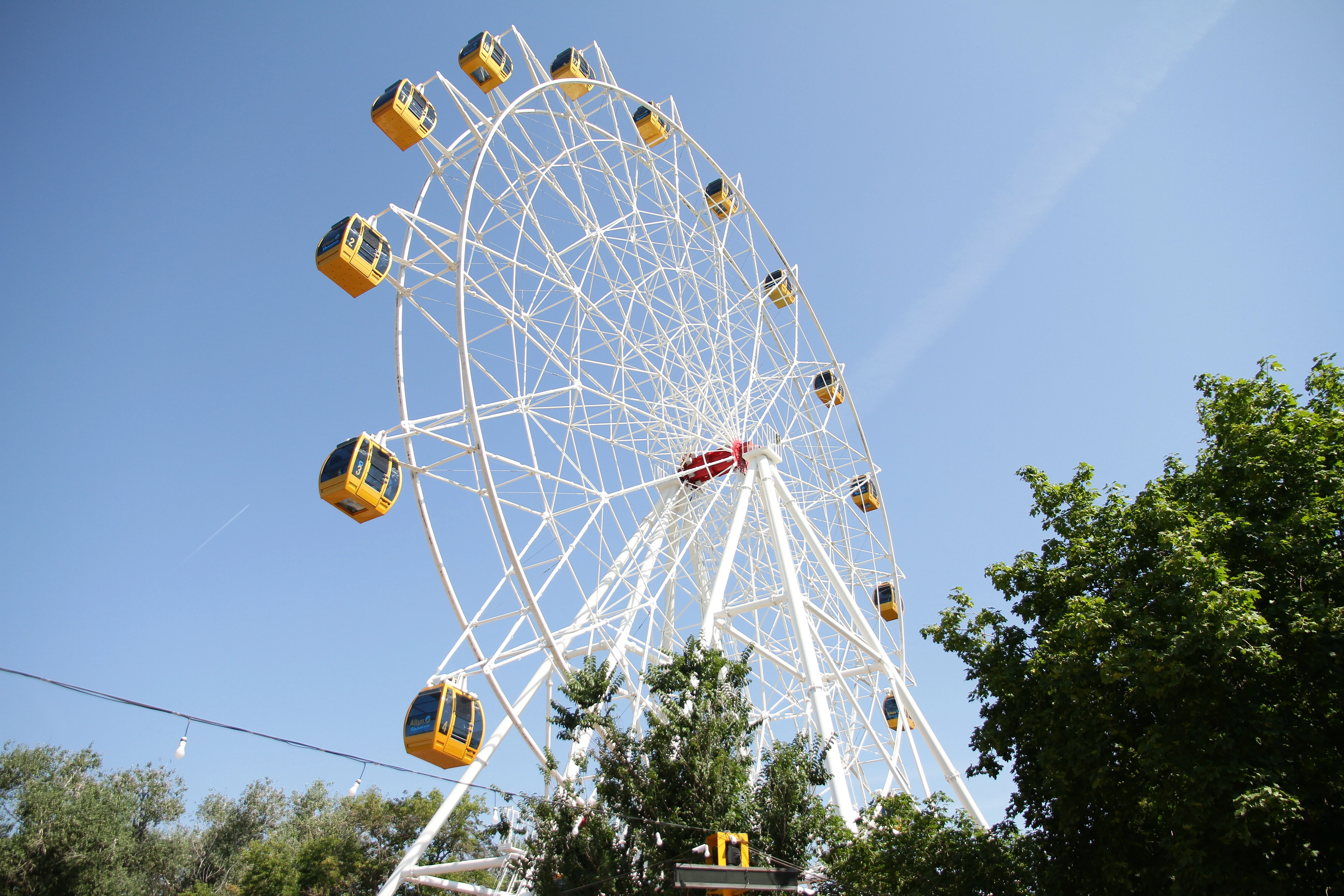 Куда сходить в Уральске: дома купцов, оленья ферма и аэроэкскурсии