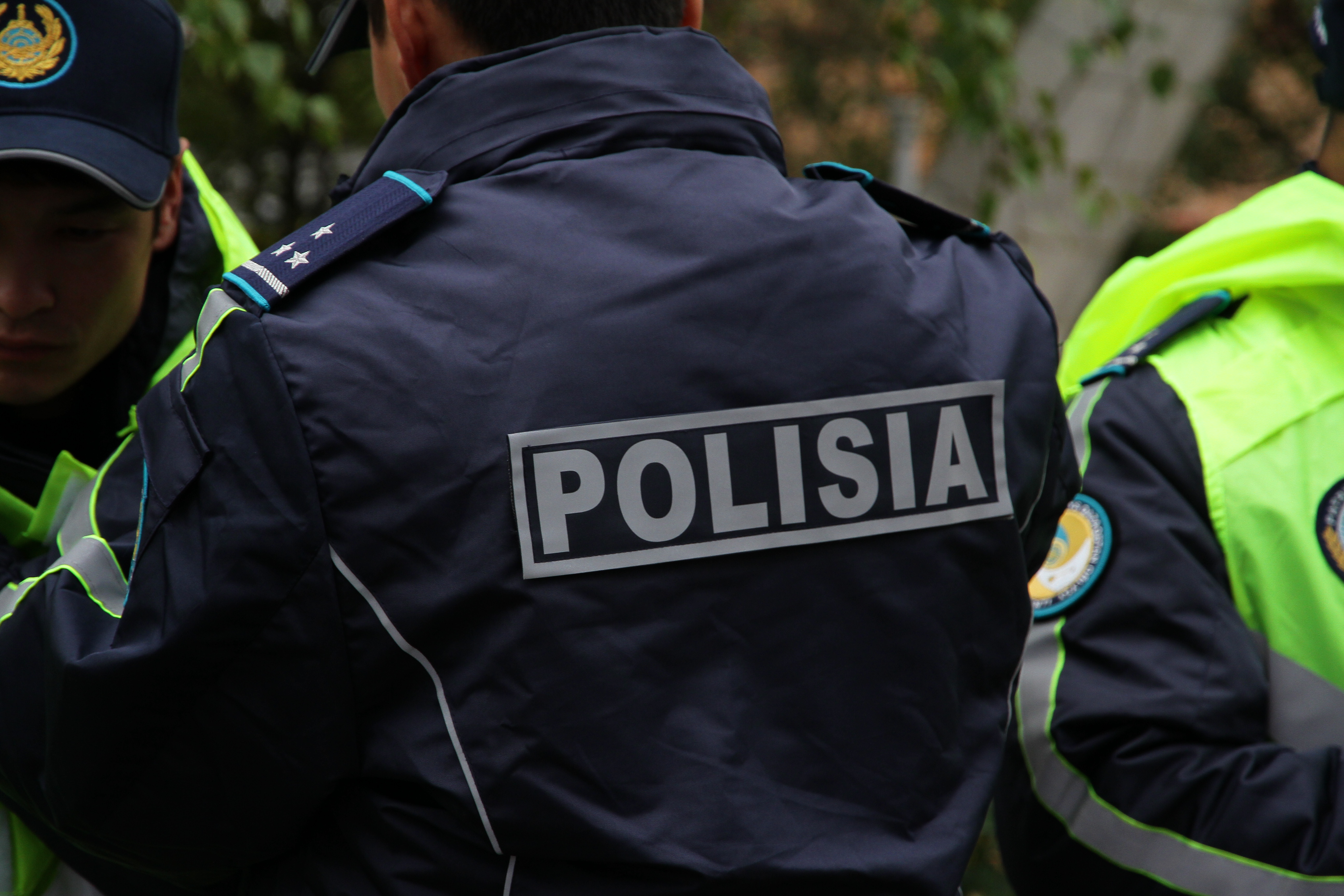 Осужденных проверяют по ночам и отслеживают по браслетам в Уральске