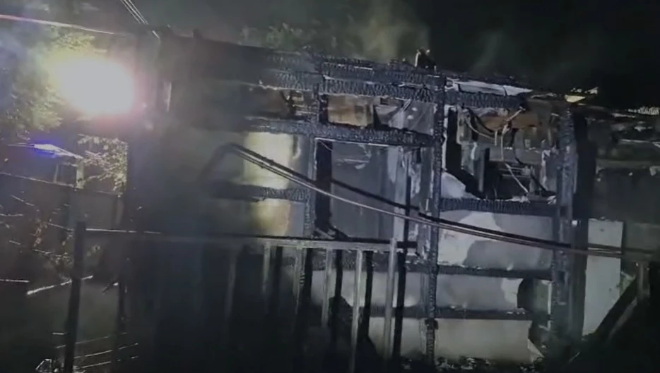 Убийство подростка из-за банки пива: дом потерпевших подожгли