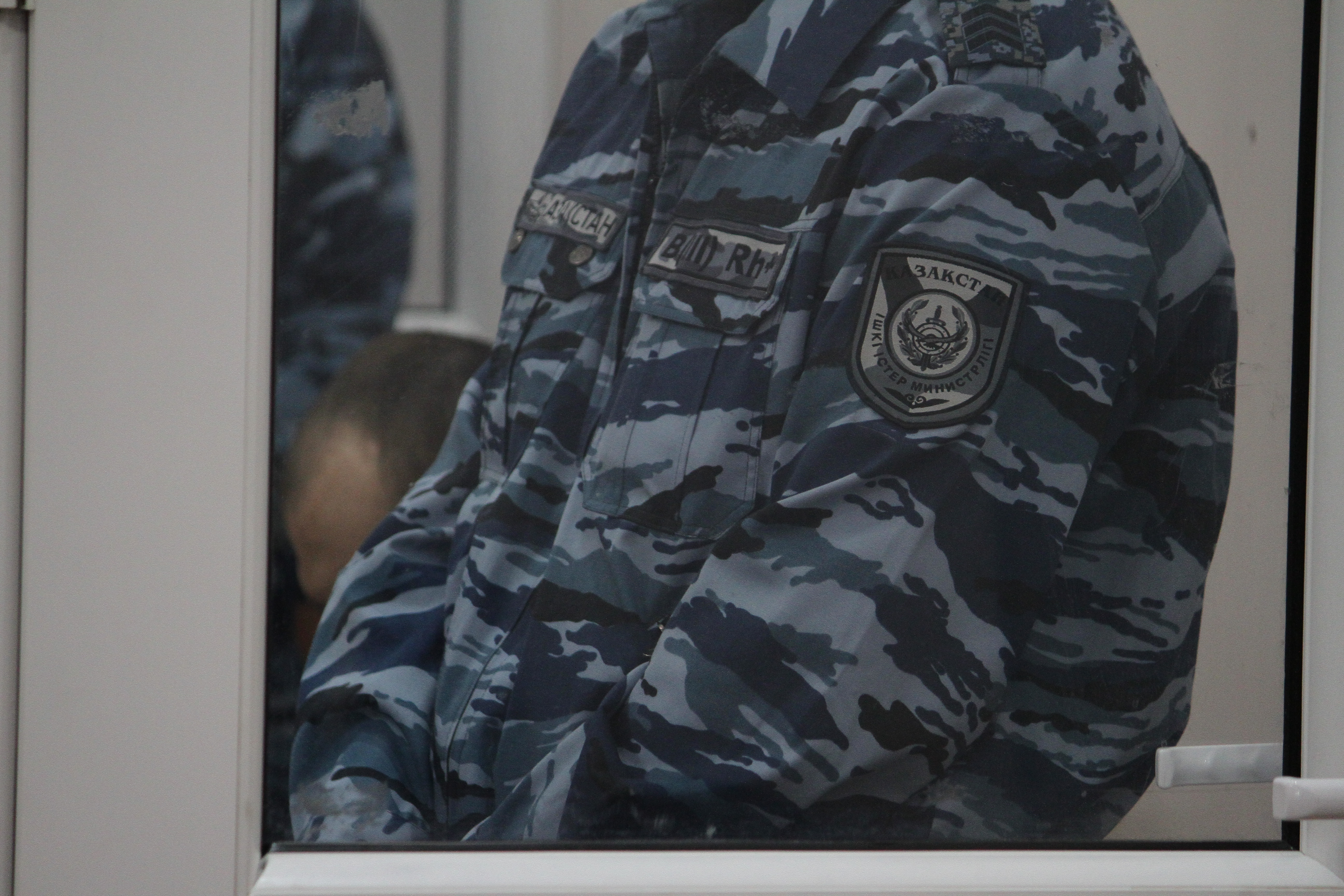 Житель Уральска подал в суд на полицейских и требует моральную компенсацию