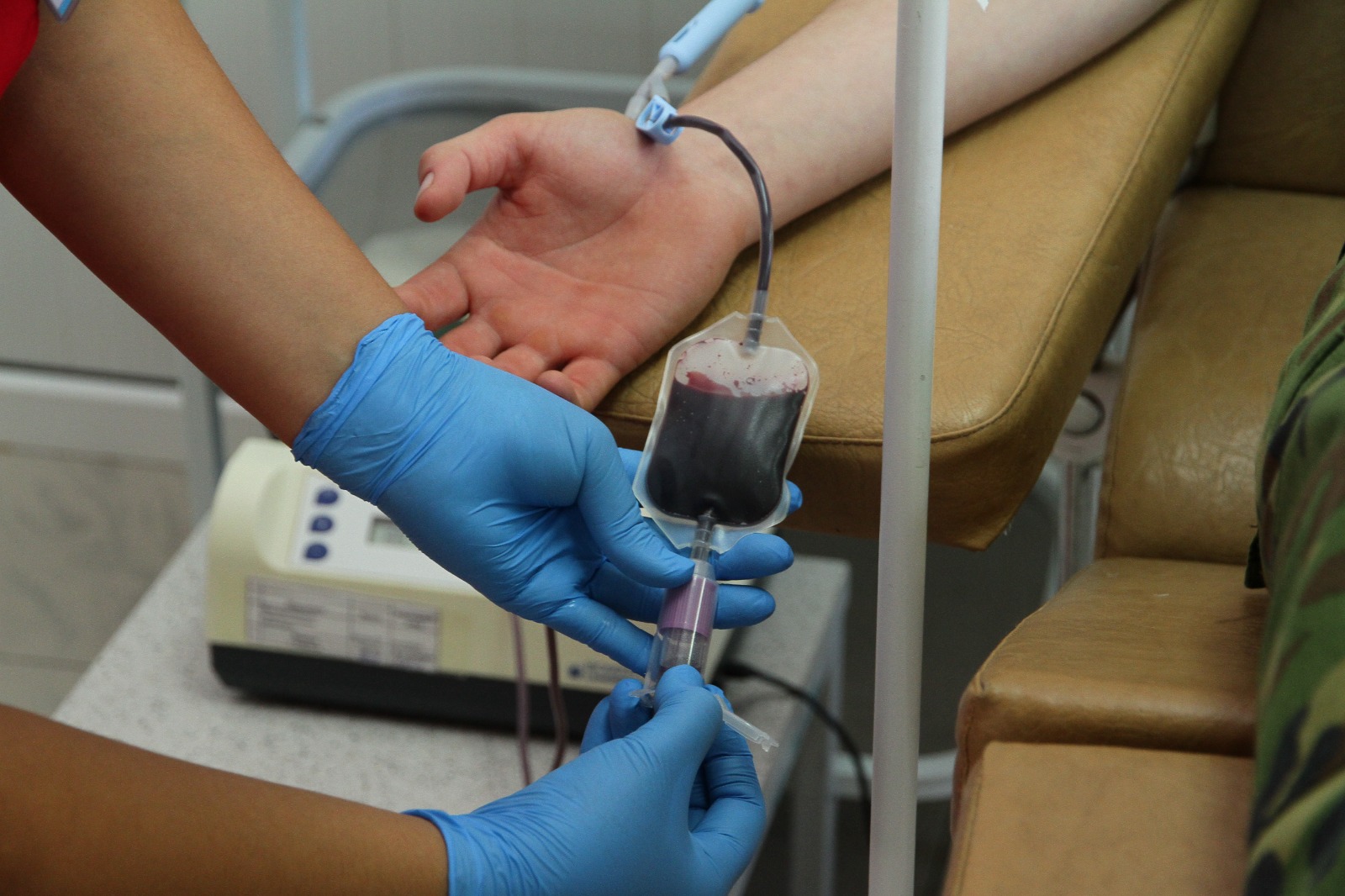 Казахстанцев призывают стать донорами костного мозга