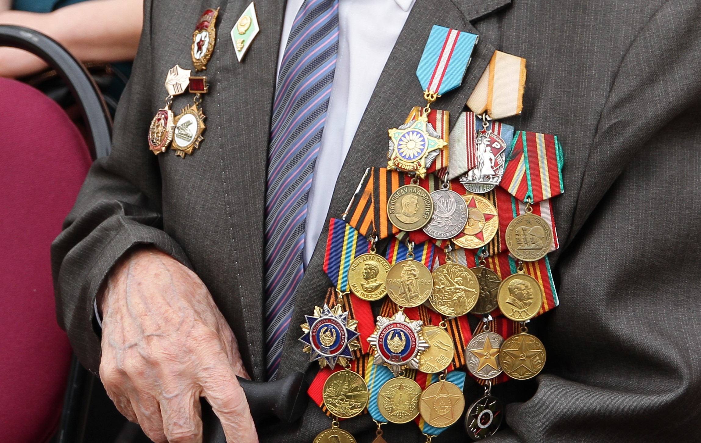 Ветераны ВОВ в Уральске получили праздничные выплаты в 40 млн тенге