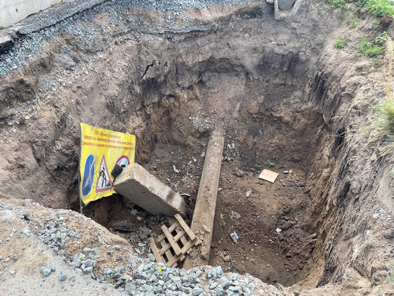 Уральцы боятся «влететь» в вырытый котлован на дороге