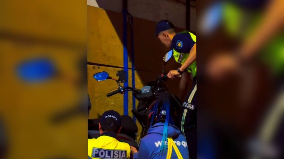 Житель Атырау сожалеет, что год назад купил сыну мопед