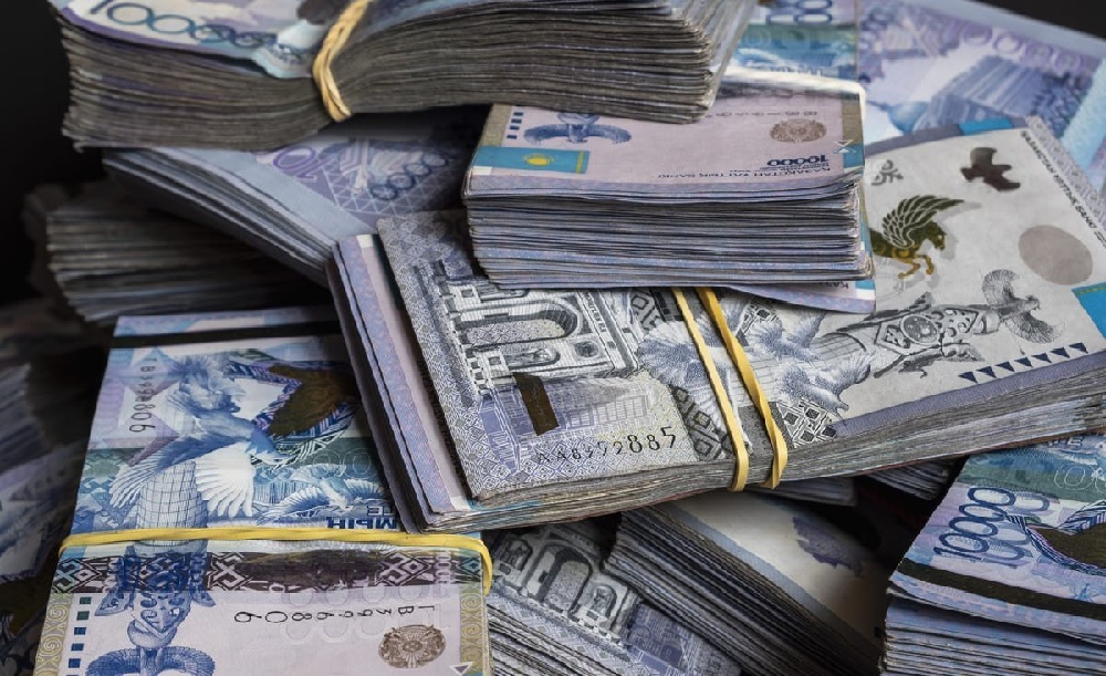 208 тысяч тенге: кто получит специальную соцвыплату в Казахстане