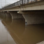 Уровень воды в Урале медленно растёт
