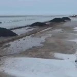 В ЗКО приостановили движение авто из-за перелива талых вод через дорогу
