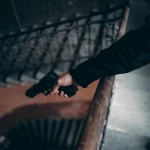 Ақтөбеде заңсыз қару алып жүрген тұрғын жауапқа тартылды