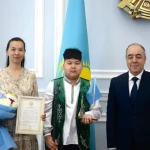 С победителями олимпиад и спортивных соревнований встретился аким ЗКО