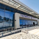 Толпа штурмовала аэропорт Махачкалы после прибытия рейса из Тель-Авива