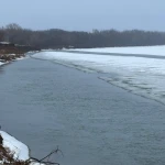 Ириклинское водохранилище увеличило сброс воды в Урал
