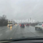 В Атырауской области объявлено штормовое предупреждение: жителей просят не выезжать в дорогу